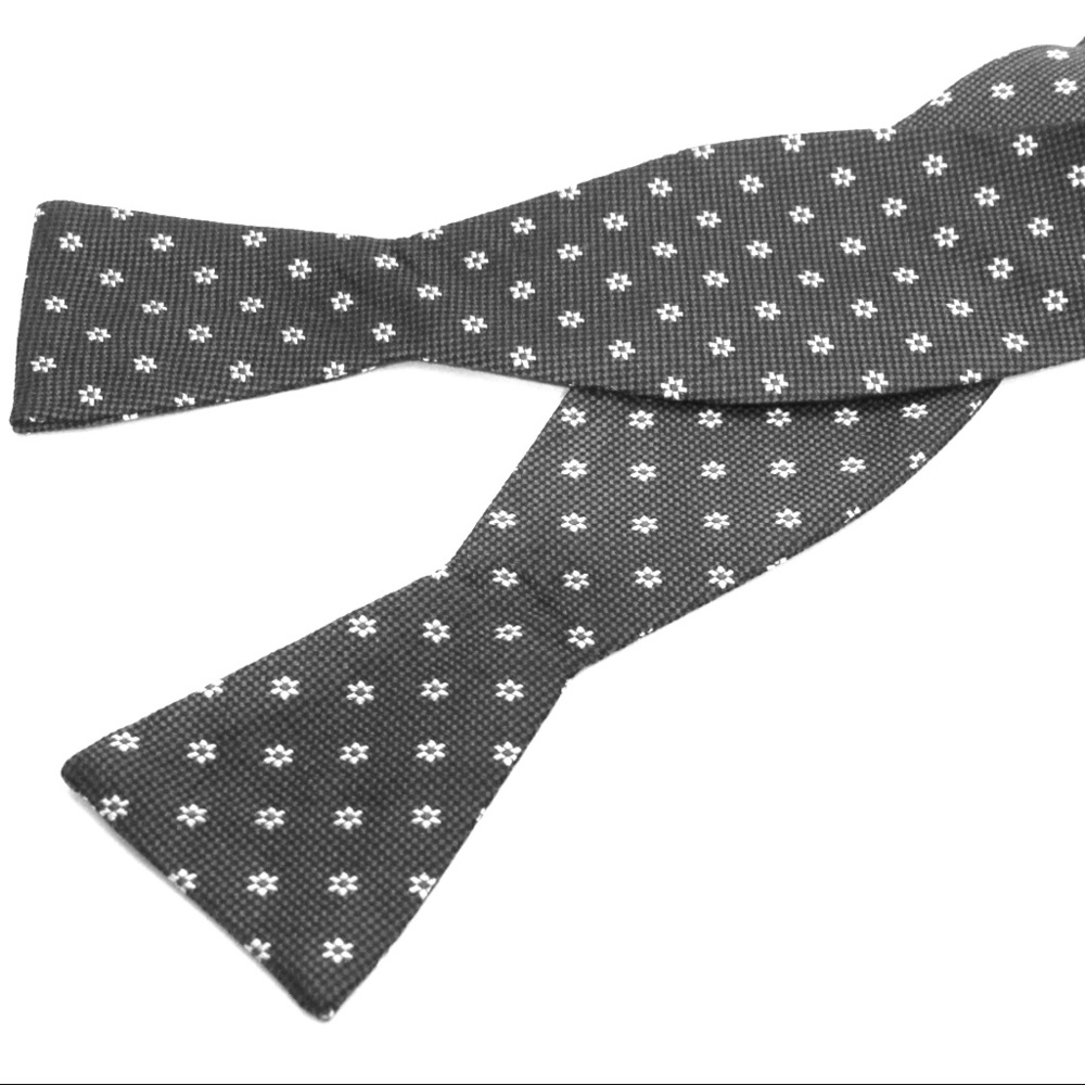 100% Silk Almasi Bow Tie
